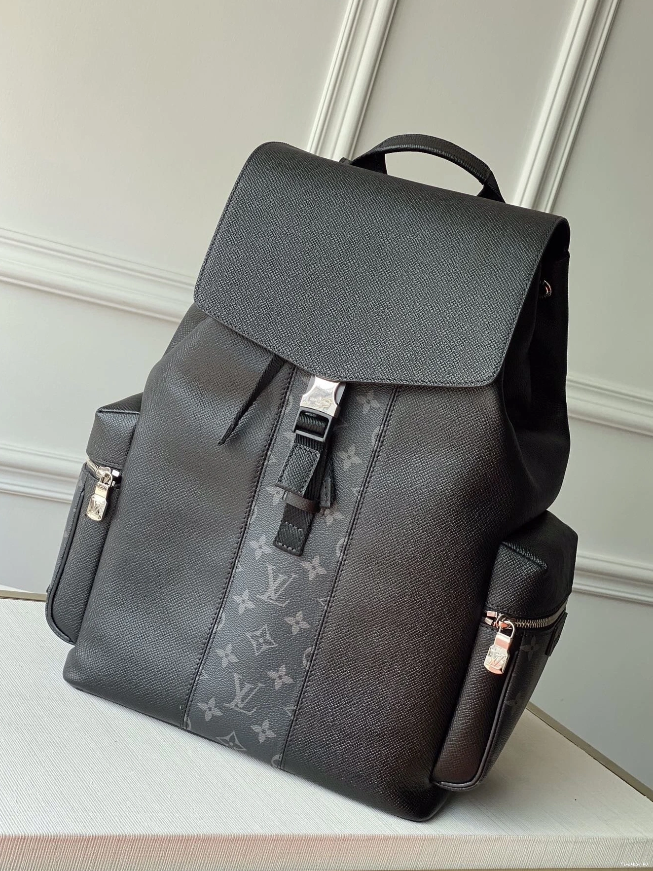OUTDOOR BACKPACK LOUIS VUITTON 0715